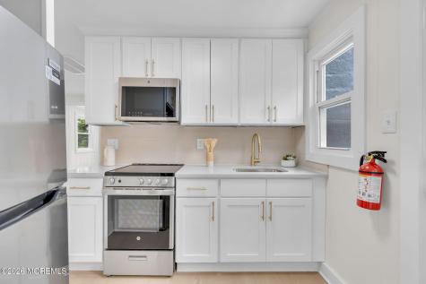 6 Passaic Drive Hewitt NJ 07421
