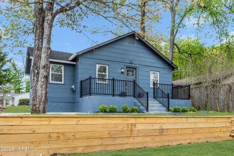6 Passaic Drive Hewitt NJ 07421