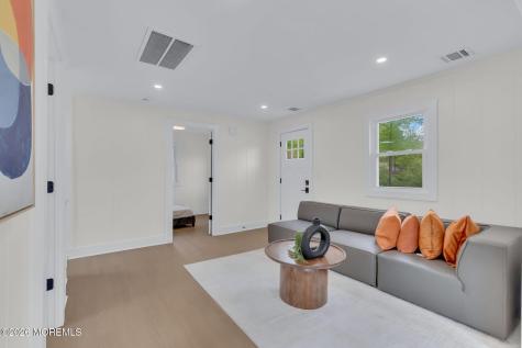 6 Passaic Drive Hewitt NJ 07421