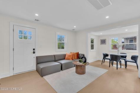 6 Passaic Drive Hewitt NJ 07421