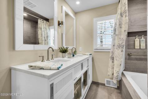 12 Crest Drive Colts Neck NJ 07722