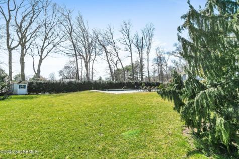 12 Crest Drive Colts Neck NJ 07722