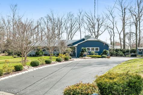 12 Crest Drive Colts Neck NJ 07722