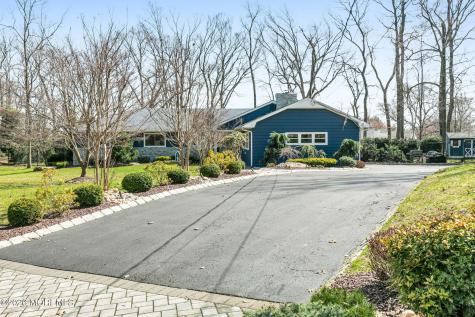 12 Crest Drive Colts Neck NJ 07722