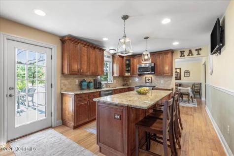 227 Grant Avenue Eatontown NJ 07724
