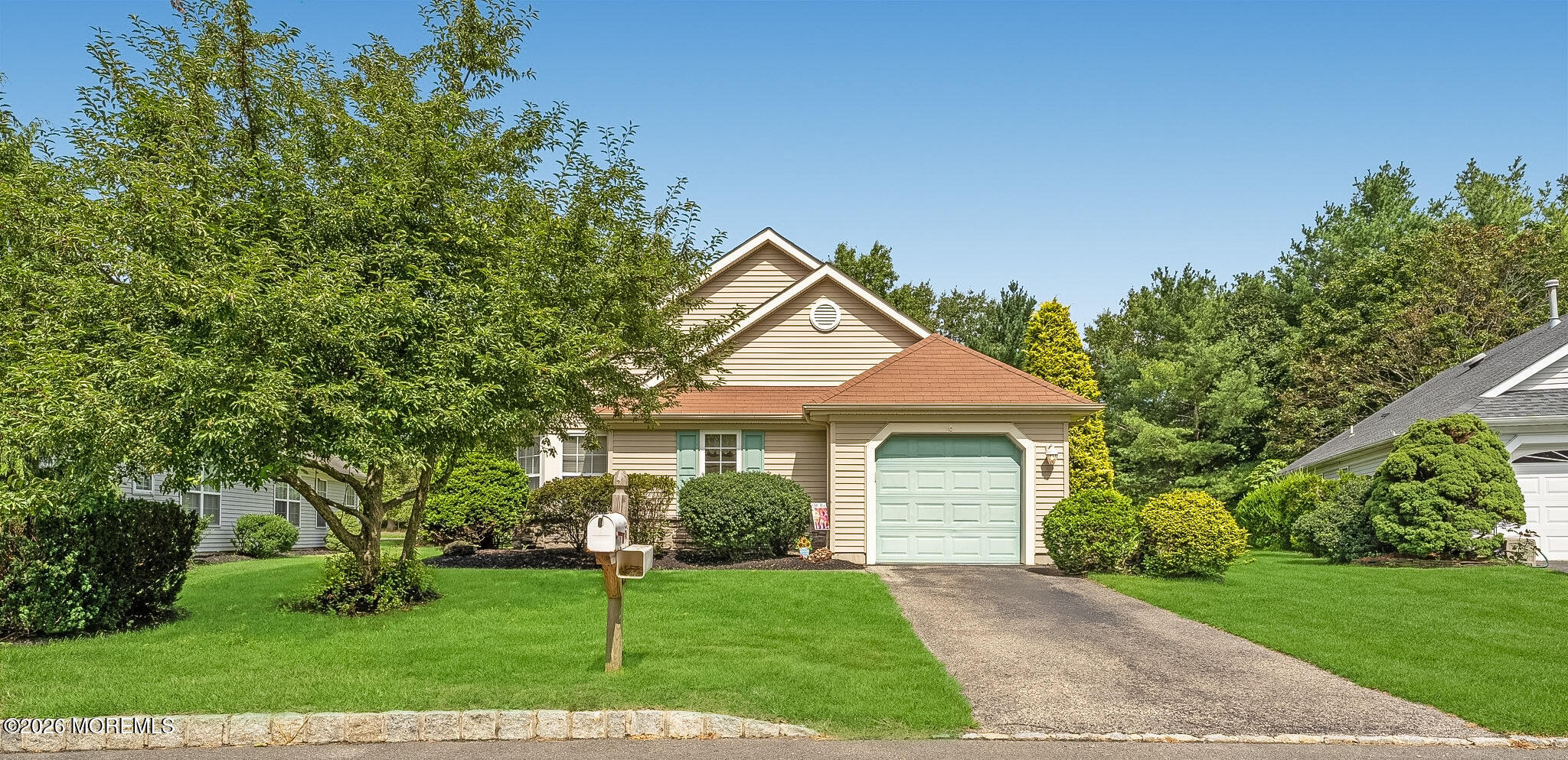 3 Strawberry Lane Lakewood NJ 08701