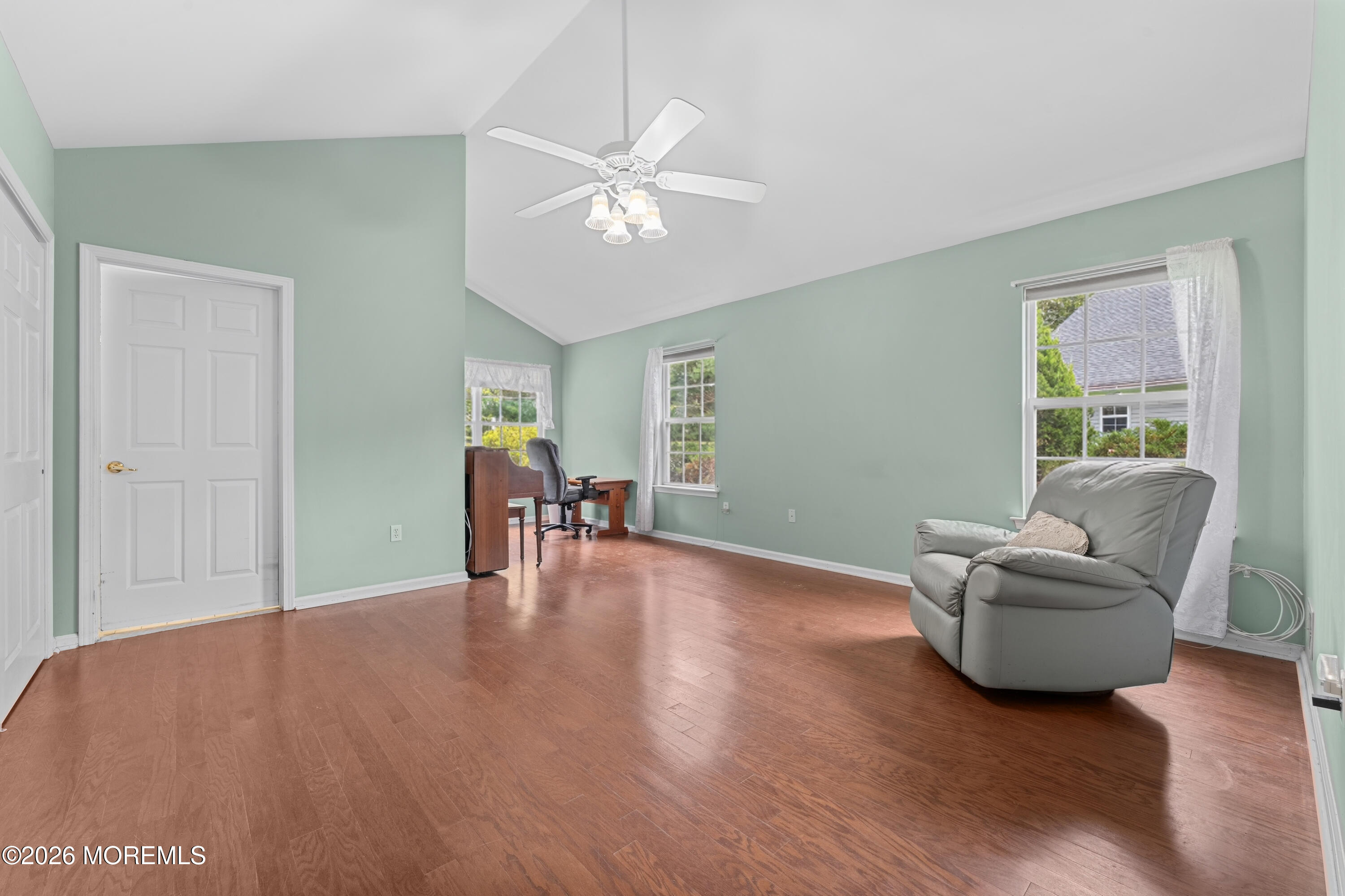 3 Strawberry Lane Lakewood NJ 08701