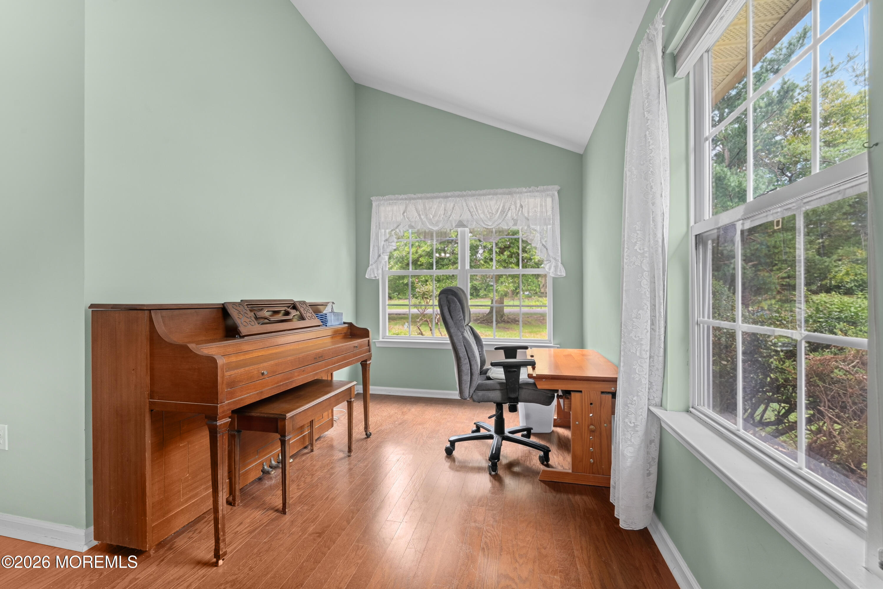 3 Strawberry Lane Lakewood NJ 08701