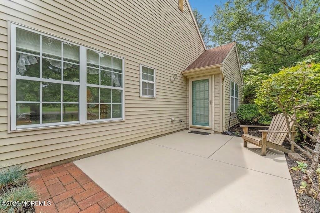 3 Strawberry Lane Lakewood NJ 08701