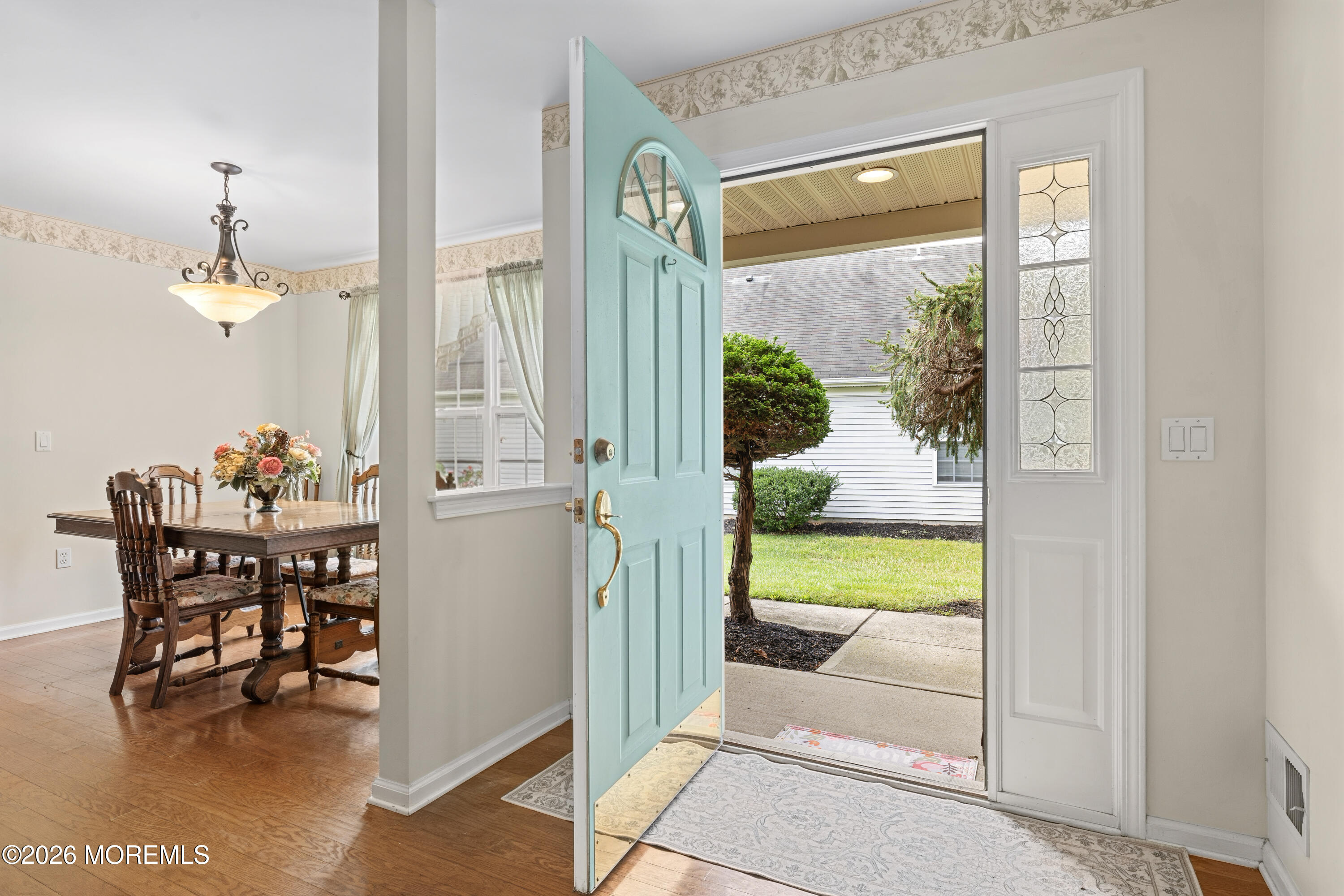 3 Strawberry Lane Lakewood NJ 08701