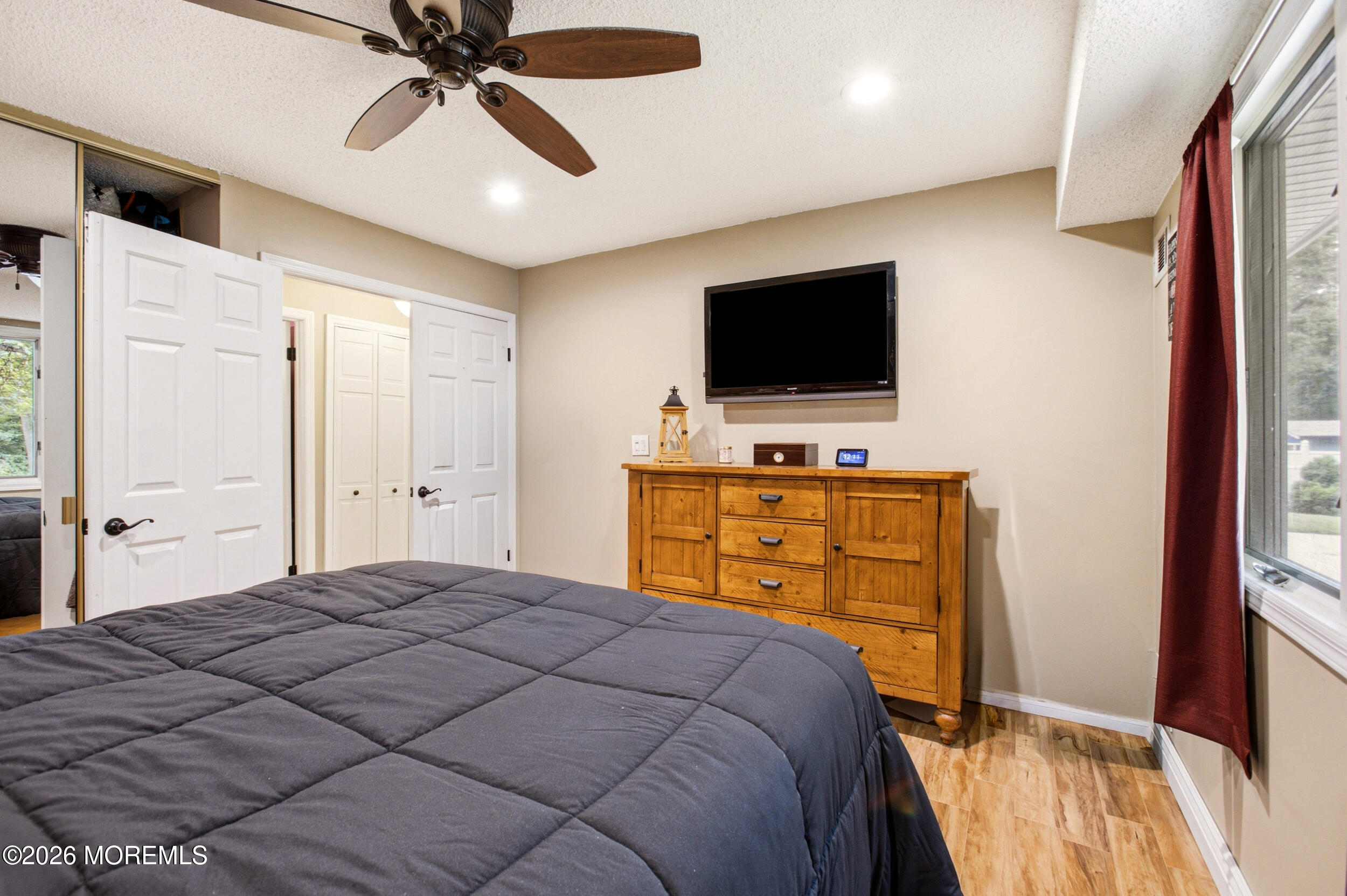 39 Cambridge Drive Jackson NJ 08527