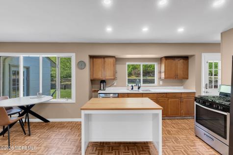 43 Redwood Place Jackson NJ 08527