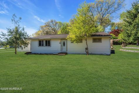 43 Redwood Place Jackson NJ 08527