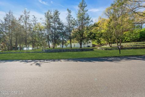 43 Redwood Place Jackson NJ 08527
