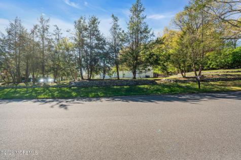 43 Redwood Place Jackson NJ 08527