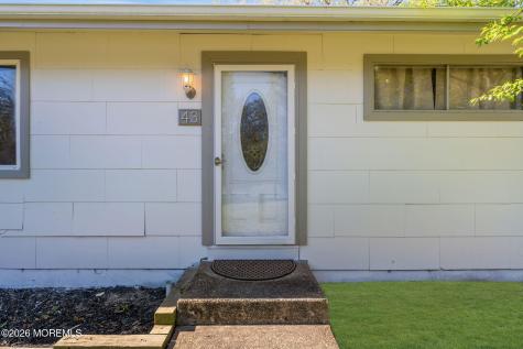 43 Redwood Place Jackson NJ 08527