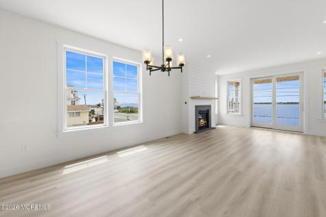 1131 S Green Street Tuckerton NJ 08087