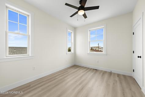 1131 S Green Street Tuckerton NJ 08087