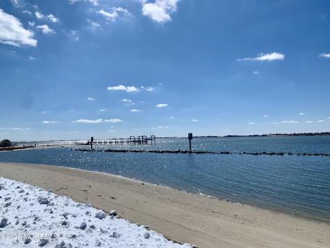 1131 S Green Street Tuckerton NJ 08087