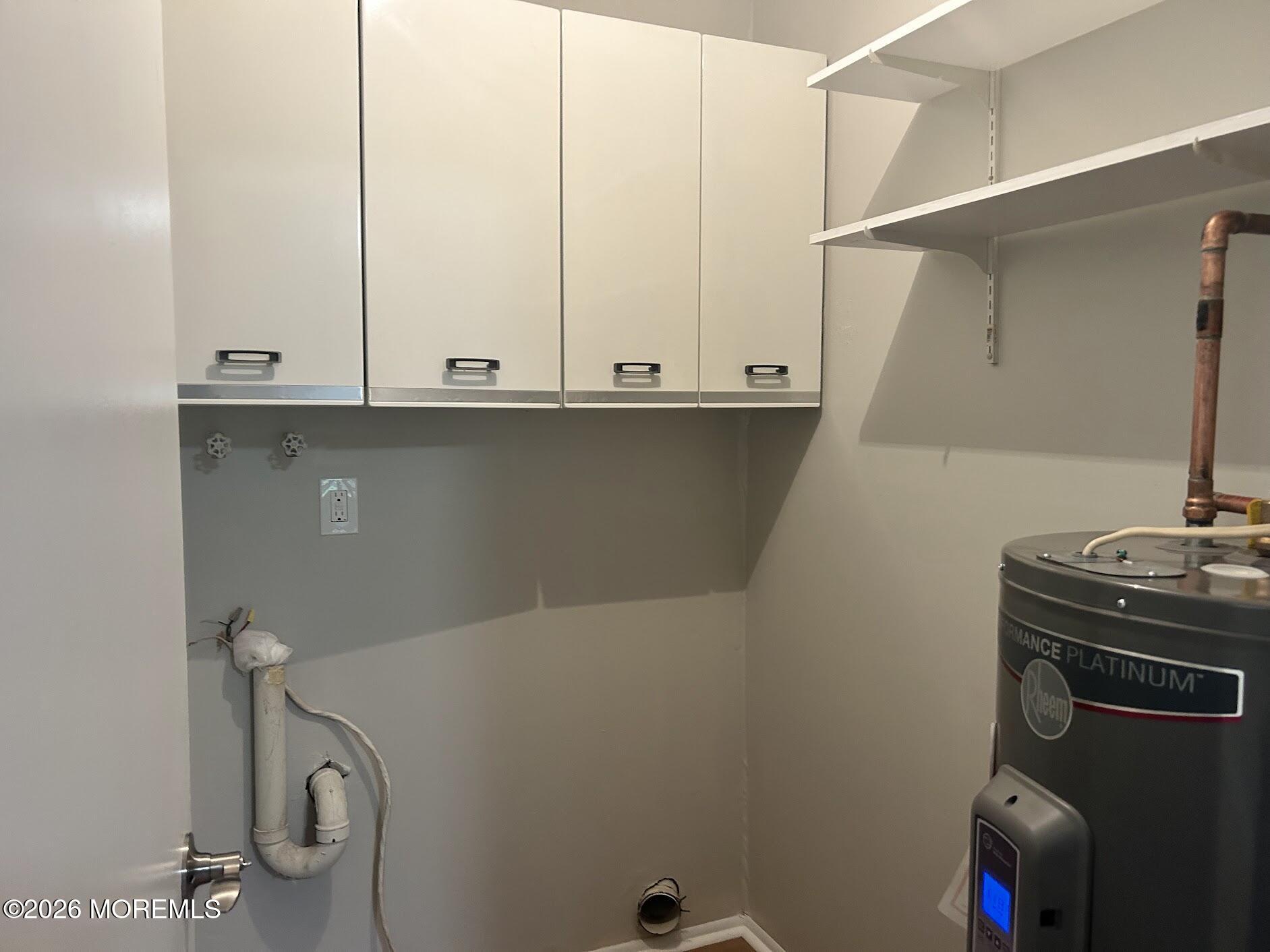 140 Amberly Drive Englishtown NJ 07726