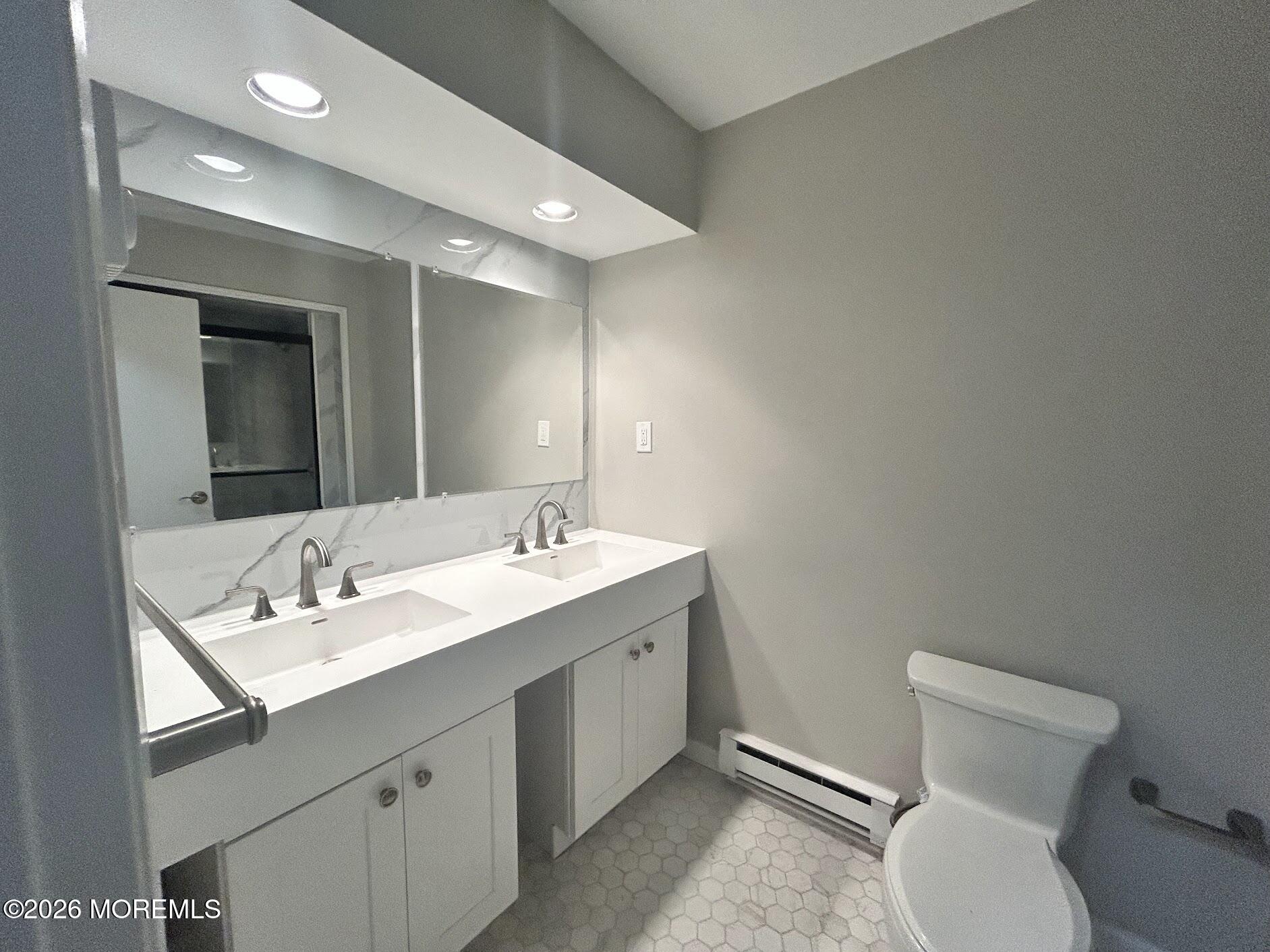 140 Amberly Drive Englishtown NJ 07726