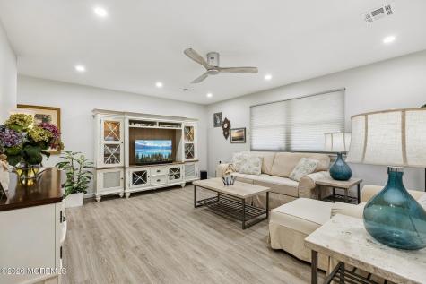 3B Greenwood Lane Whiting NJ 08759