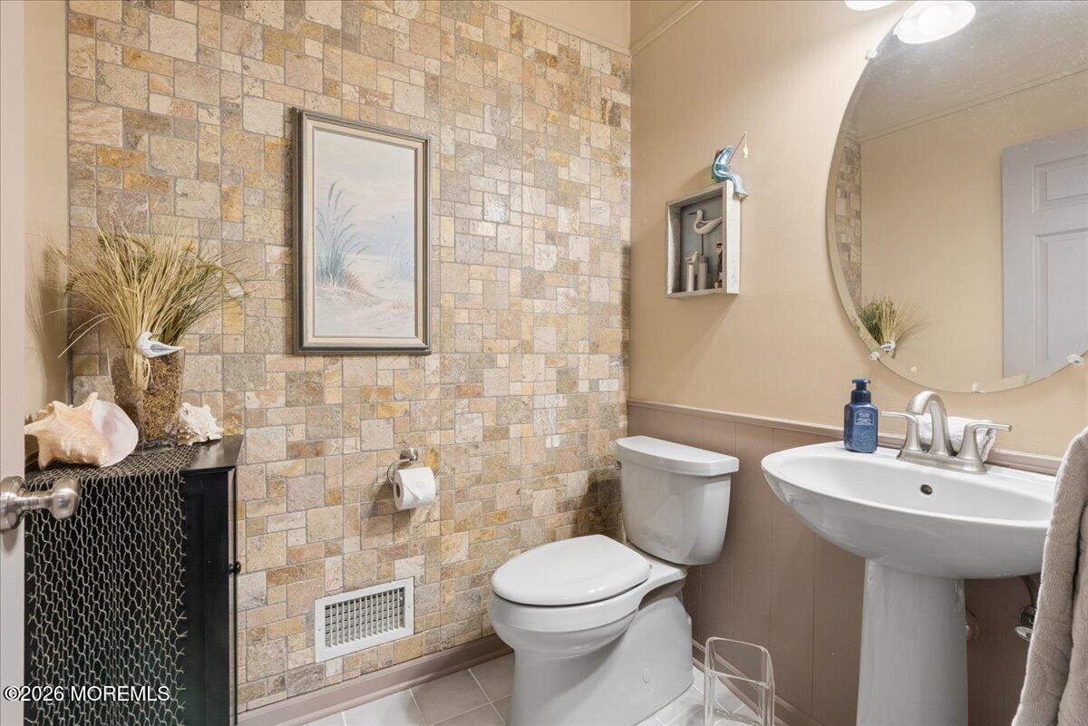 5 Hartnett Way Clarksburg NJ 08510