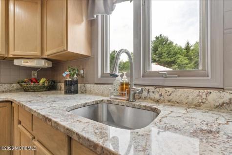 5 Hartnett Way Clarksburg NJ 08510