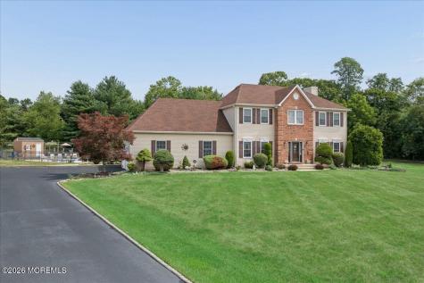 5 Hartnett Way Clarksburg NJ 08510