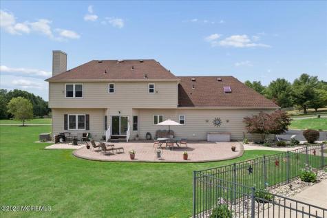 5 Hartnett Way Clarksburg NJ 08510