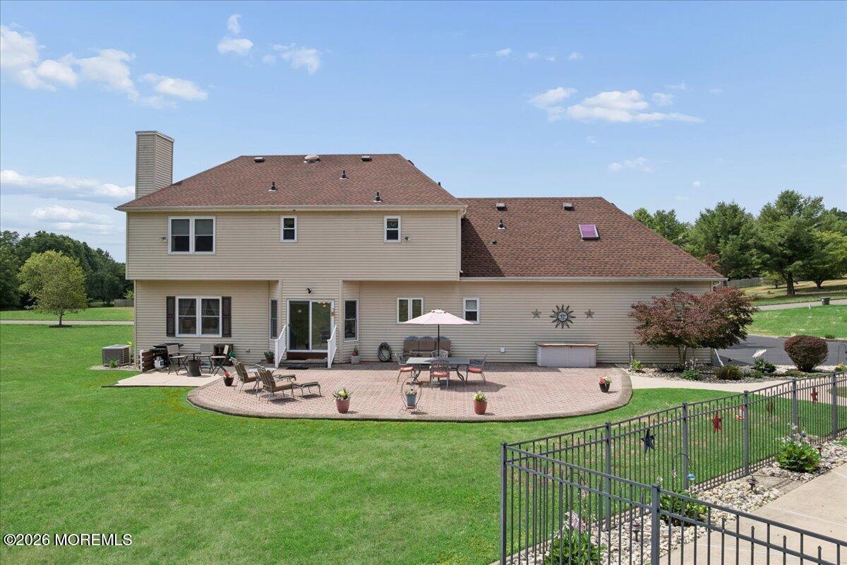 5 Hartnett Way Clarksburg NJ 08510