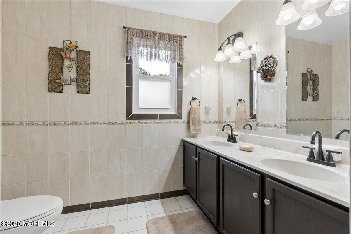 5 Hartnett Way Clarksburg NJ 08510