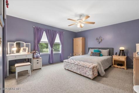 5 Hartnett Way Clarksburg NJ 08510