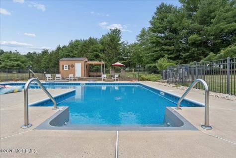 5 Hartnett Way Clarksburg NJ 08510
