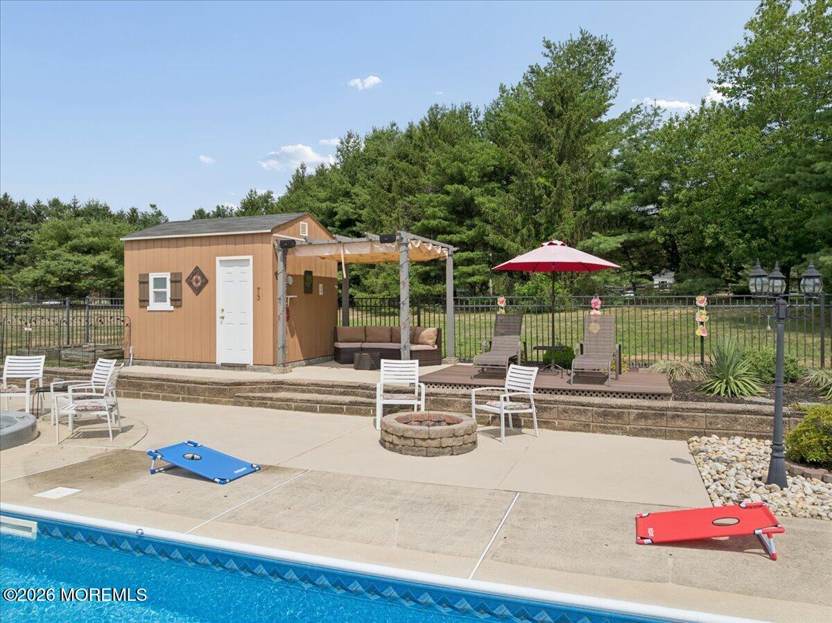 5 Hartnett Way Clarksburg NJ 08510