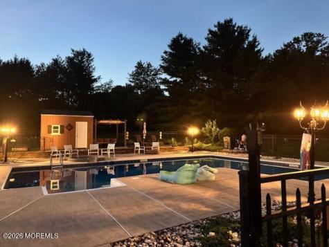 5 Hartnett Way Clarksburg NJ 08510