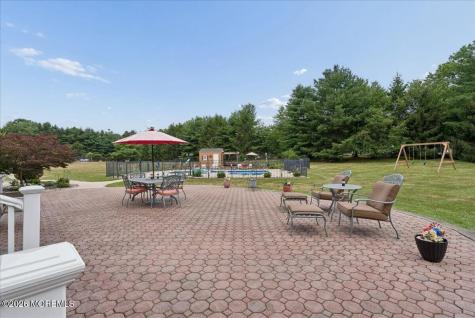 5 Hartnett Way Clarksburg NJ 08510