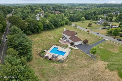 5 Hartnett Way Clarksburg NJ 08510