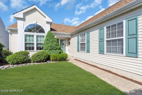 67 S Baker Drive Jackson NJ 08527