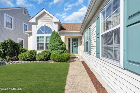 67 S Baker Drive Jackson NJ 08527