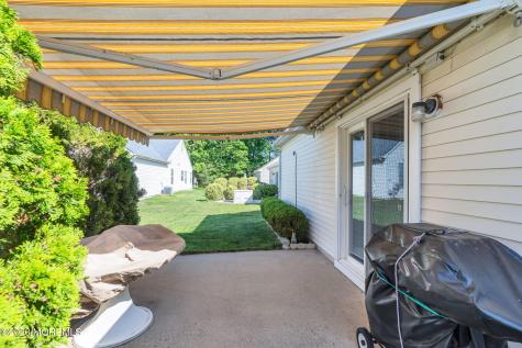 67 S Baker Drive Jackson NJ 08527