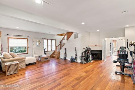 245 Cedarcroft Avenue Audubon NJ 08106