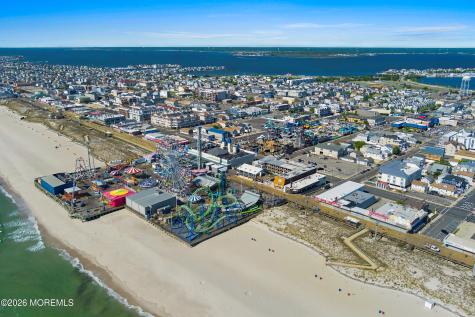 3 Holiday Road Ortley Beach NJ 08751