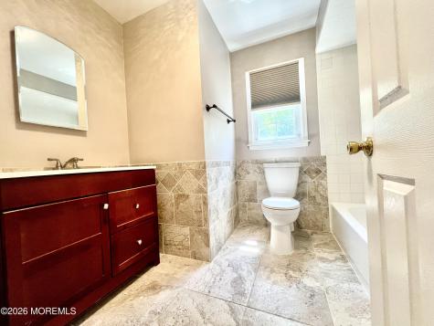 16 Templer Way Hazlet NJ 07730