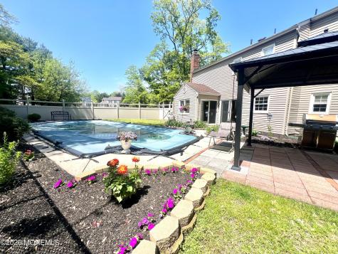 16 Templer Way Hazlet NJ 07730