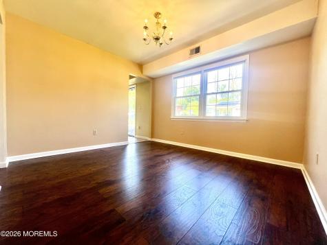 16 Templer Way Hazlet NJ 07730