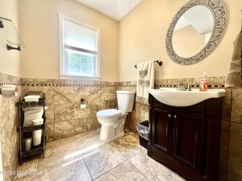 16 Templer Way Hazlet NJ 07730