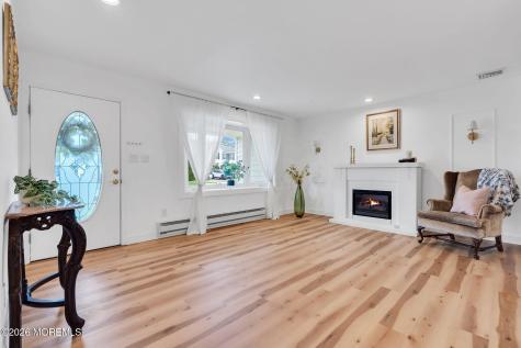 117 Inlet Avenue Manahawkin NJ 08050