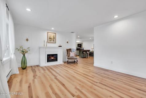 117 Inlet Avenue Manahawkin NJ 08050