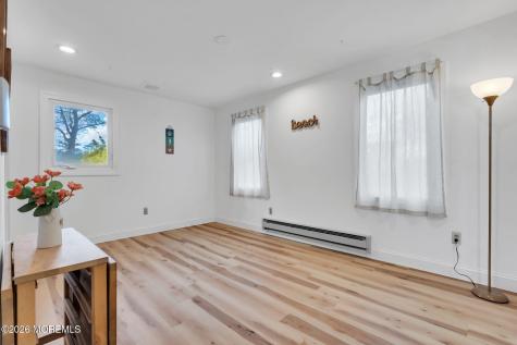 117 Inlet Avenue Manahawkin NJ 08050